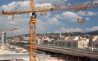 CẨU THÁP LIEBHERR 290HC