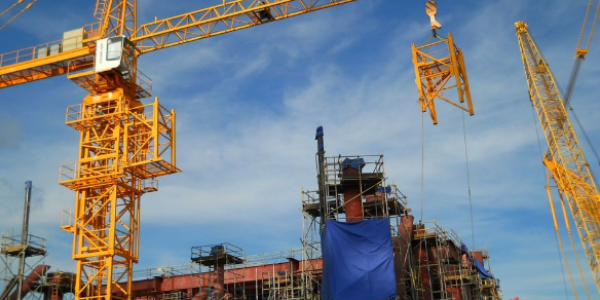 PHÂN LOẠI CÁC LOẠI CẦN TRỤC THÁP